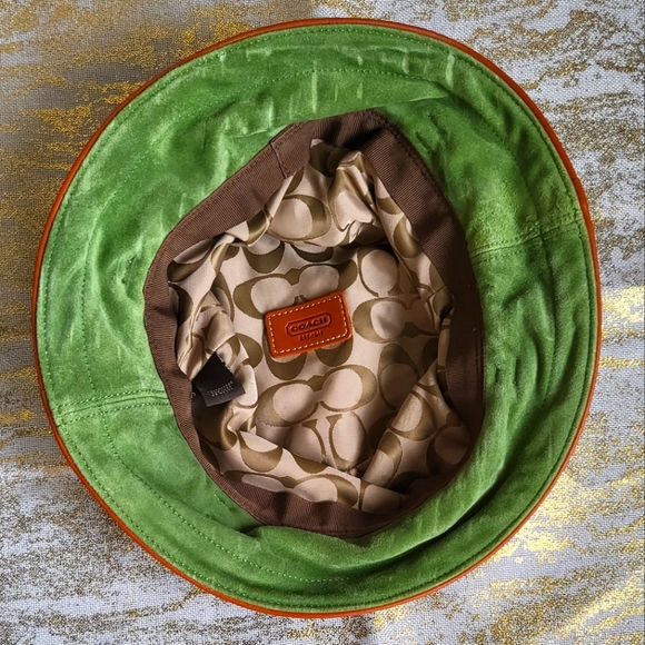 Coach green suede bucket hat size small - Picture 5 of 6